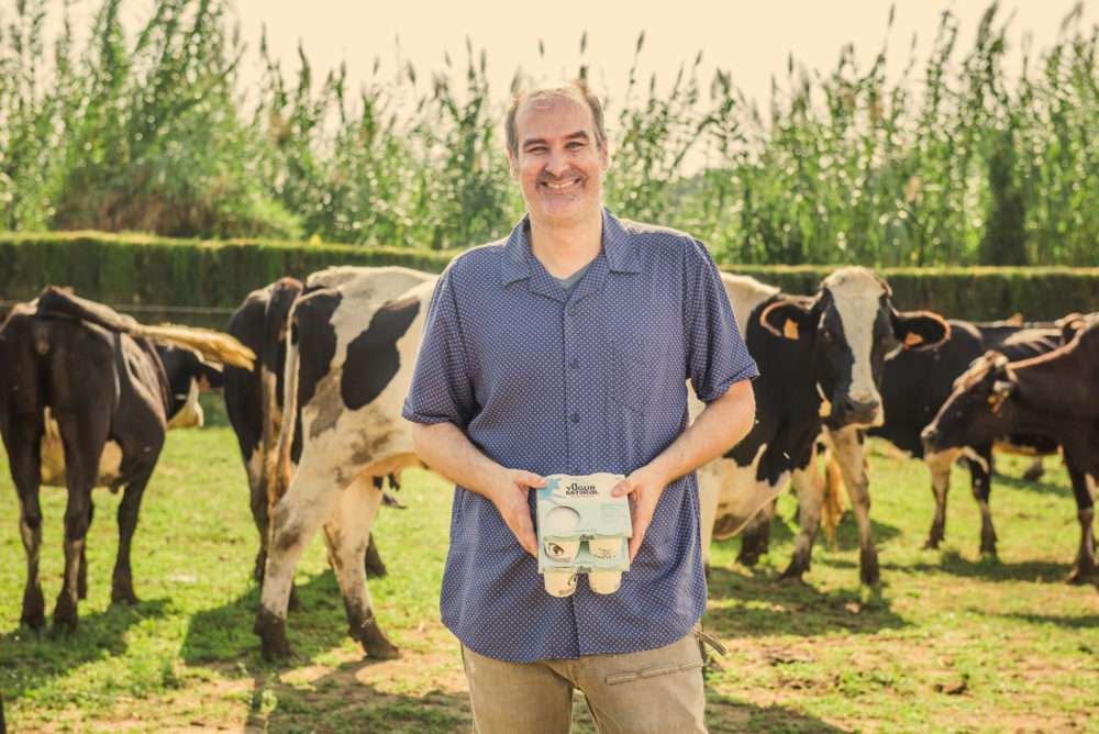 Yogures ecológicos elaborados con leche fresca de Cardedeu - Productos con corazón - Veritas