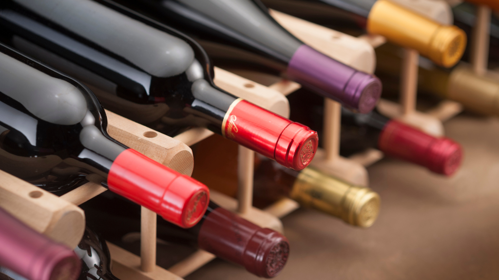 Cosas que hay tener en cuenta para el almacenaje del vino en casa - Consejos - Veritas