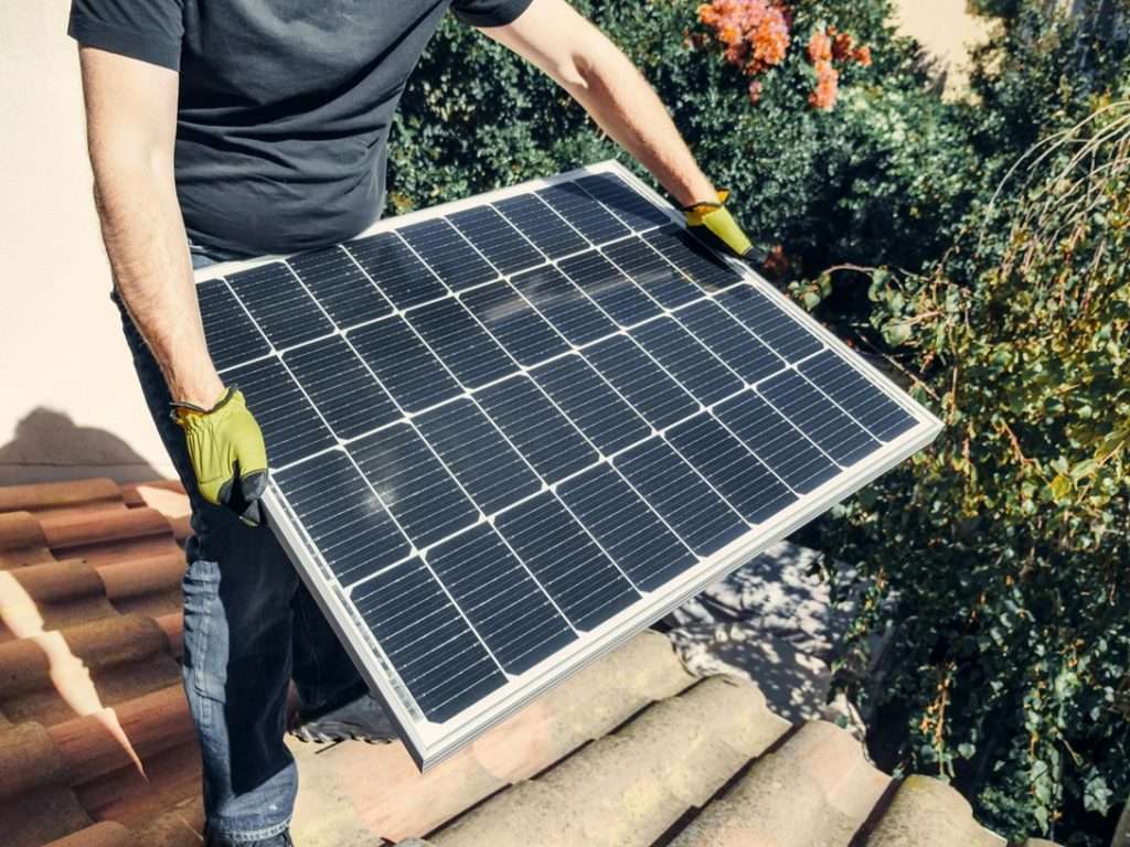 Unim forces amb Holaluz per impulsar la transició energètica - Ara a Veritas