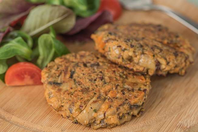 Hamburguesas de avena y azukis con champiñones - Recetas - Veritas